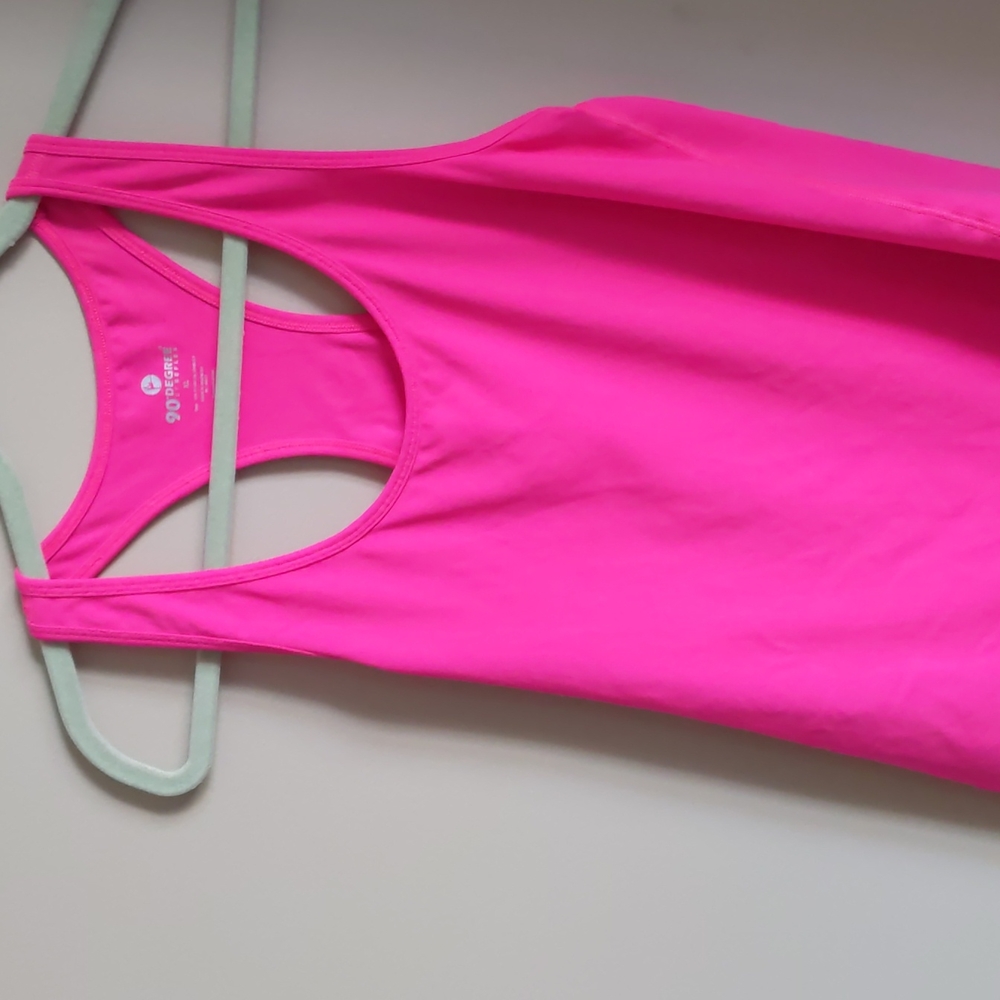 Pink tank